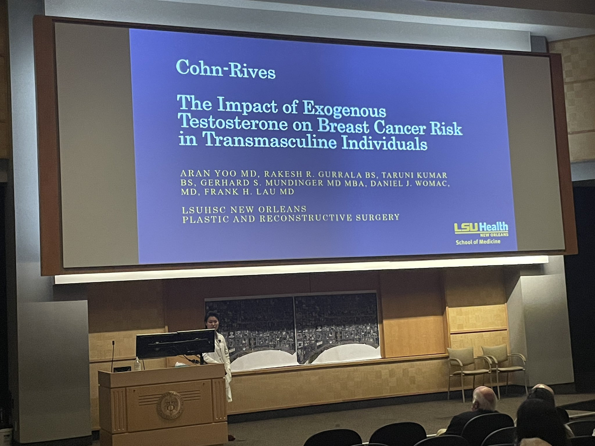 Dr. Aran Yoo presents their research on the breast cancer risk in transmasculine individuals at #CohnRives2023.